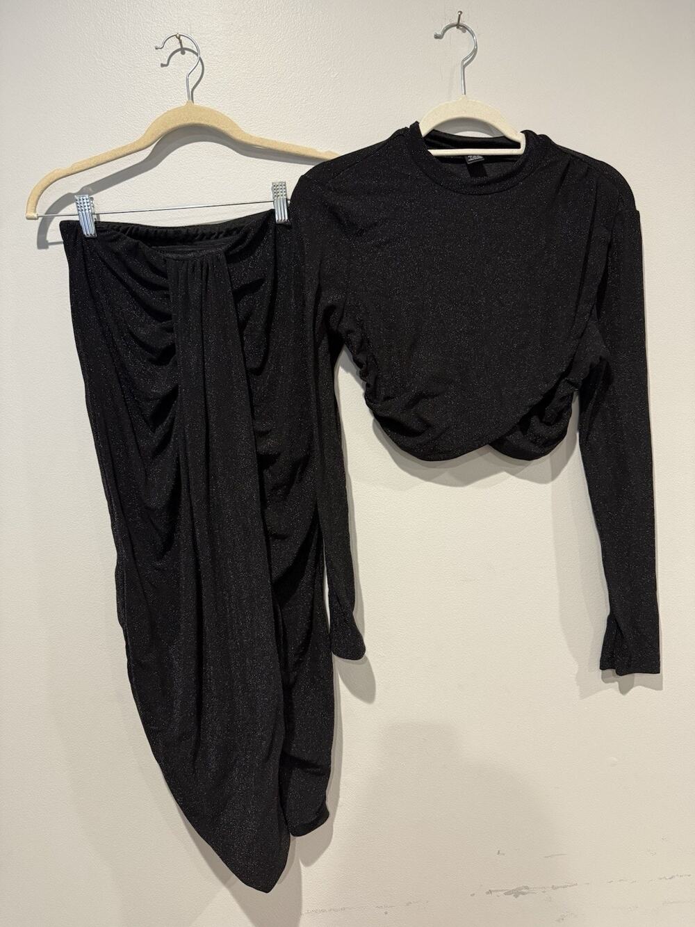 Black Metallic Shimmer 2 Pc Skirt Set Crop Top Front Slit Draped Ruched L Glam